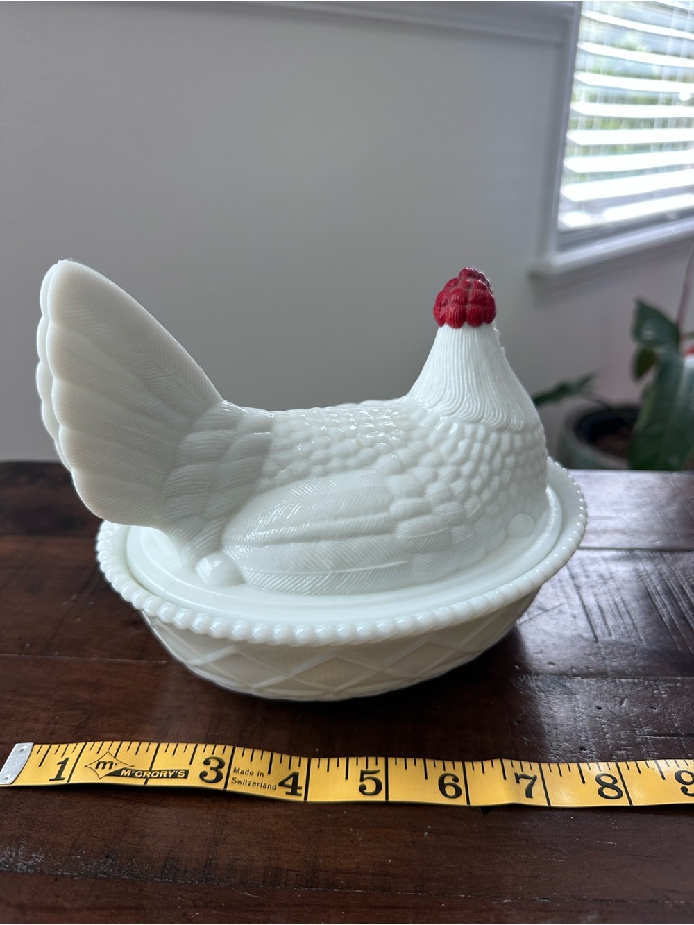 Westmoreland White Milk Glass Hen on Nest Dish with Red Comb - Picture 2 of 2